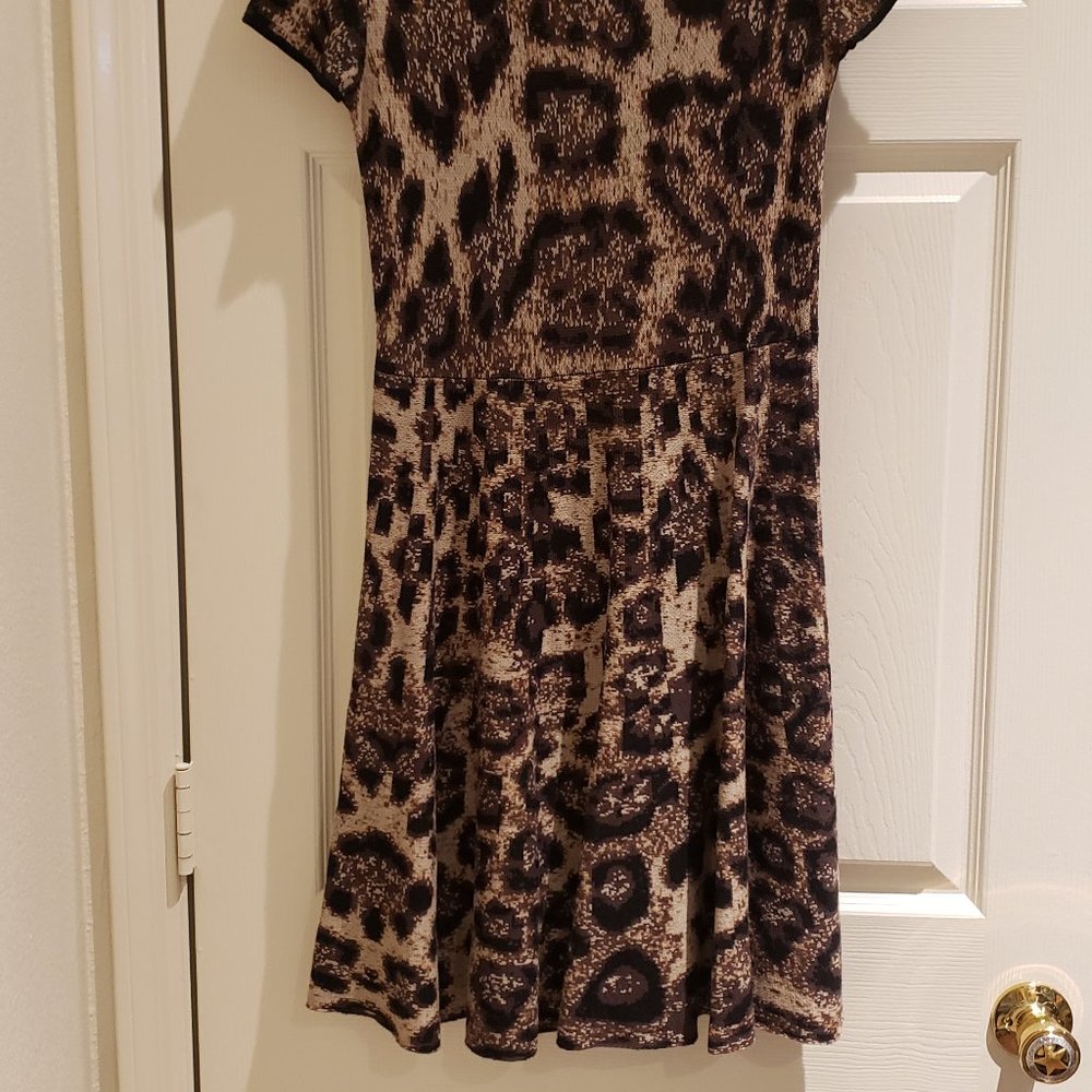 INC International Concepts Leopard Short Sleeve Midi Knit Sweater Dress-Size S - Picture 6 of 10